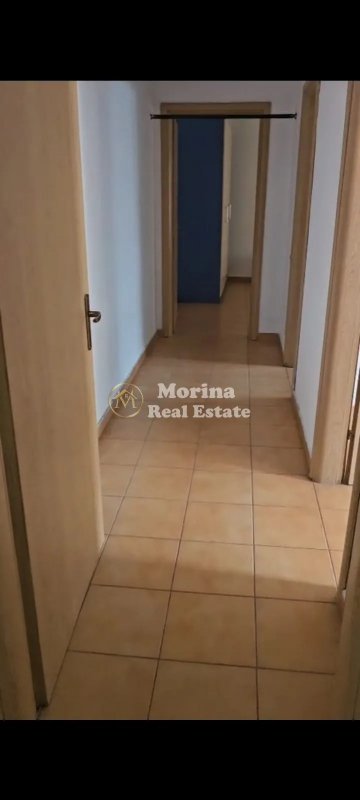 Tirane, jepet me qera apartament 2+1 Kati 8, 90 m² 700 € (21 Dhjetori)