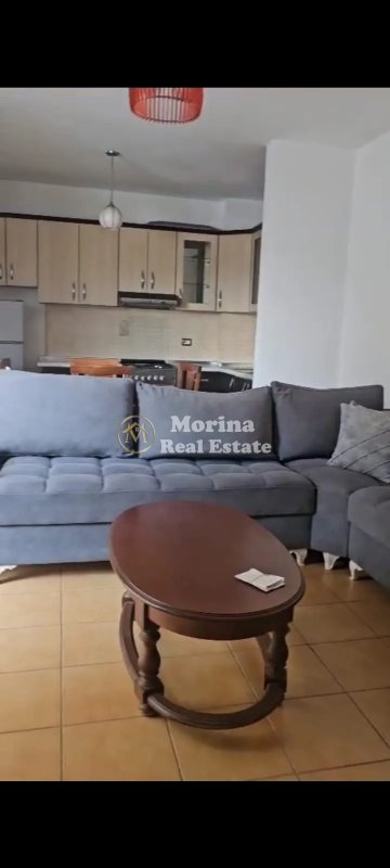 Tirane, jepet me qera apartament 2+1 Kati 8, 90 m² 700 € (21 Dhjetori)