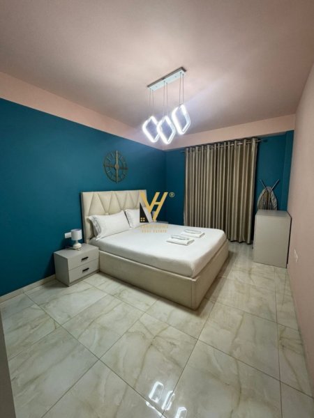 Tirane, jepet me qera apartament 1+1+Ballkon Kati 2, 75 m² 800 € (KOMPLEKSI OLIMPIK)