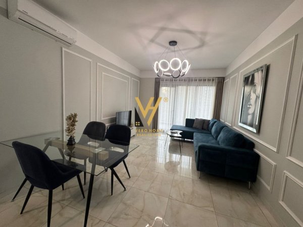 Tirane, jepet me qera apartament 1+1+Ballkon Kati 2, 75 m² 800 € (KOMPLEKSI OLIMPIK)