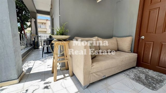 Tirane, jepet me qera apartament 1+1 Kati 1, 50 m² 450 € (Zogu i Zi)