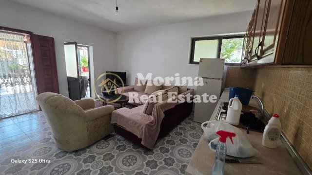 Tirane, jepet me qera shtepi 1+1 Kati 1, 65 m² 350 € (Allias)