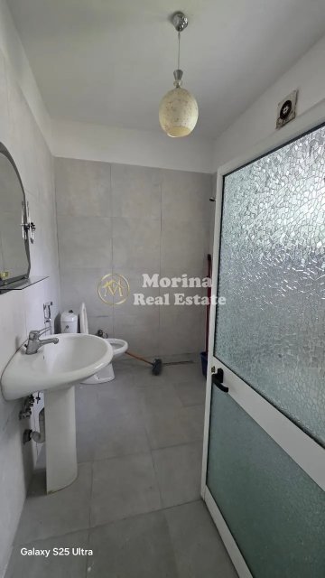 Tirane, jepet me qera shtepi 1+1 Kati 1, 65 m² 350 € (Allias)