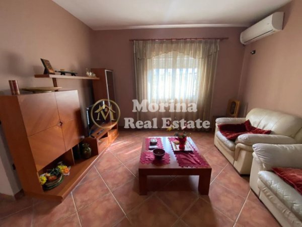 Tirane, jepet me qera apartament 2+1 Kati 5, 110 m² 550 € (Ali Demi)