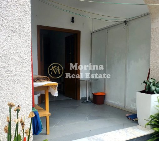 Tirane, jepet me qera shtepi 1+1 Kati 1, 60 m² 300 € (Siri Kodra)