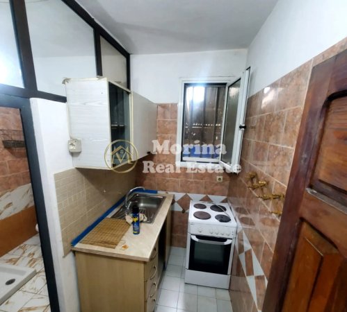 Tirane, jepet me qera shtepi 1+1 Kati 1, 60 m² 300 € (Siri Kodra)