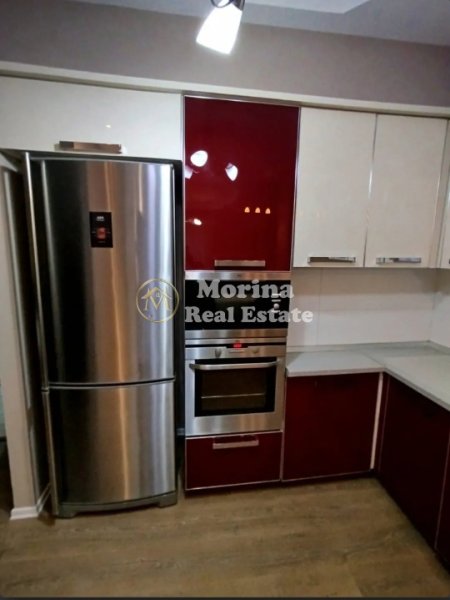 Tirane, jepet me qera apartament 1+1 Kati 6, 60 m² 400 € (Yzberisht)