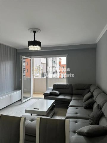 Tirane, jepet me qera apartament 2+1 Kati 8, 110 m² 550 € (Astir)