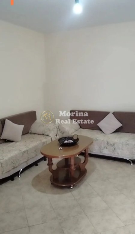 Tirane, jepet me qera apartament 1+1 Kati 1, 65 m² 250 € (Qyteti Studenti)