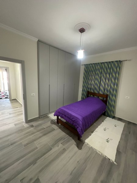 Tirane, jepet me qera shtepi 2+1 Kati 3, 110 m² 400 € (Kodra e Priftit)