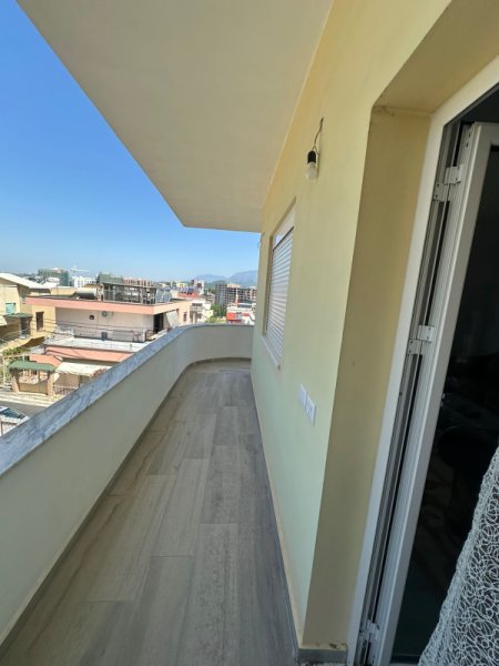 Tirane, jepet me qera shtepi 2+1 Kati 3, 110 m² 400 € (Kodra e Priftit)