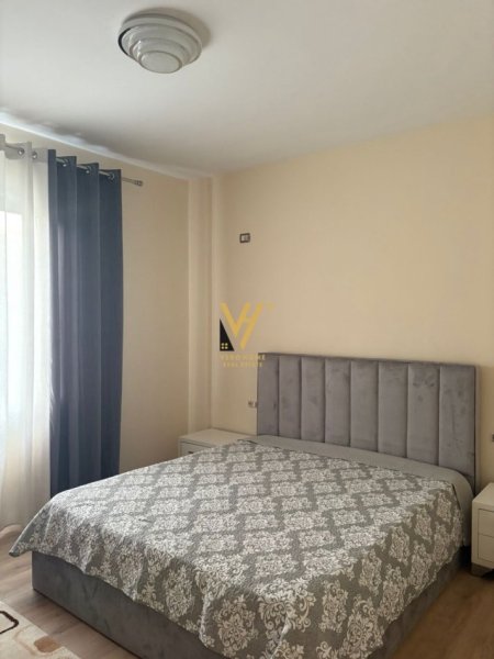 Tirane, jepet me qera apartament 2+1+Ballkon Kati 2, 98 m² 600 € (RRUGA E ELBASANIT)