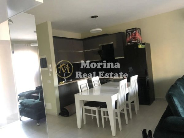 Tirane, jepet me qera apartament 2+1 Kati 4, 80 m² 1.000 € (Stadiumi Dinamo)