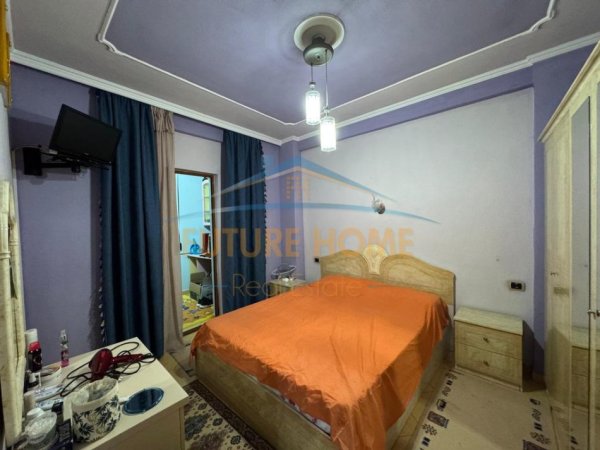 Shitet, Apartament 1+1, Rruga Kongresi Manastirit, Tiranë