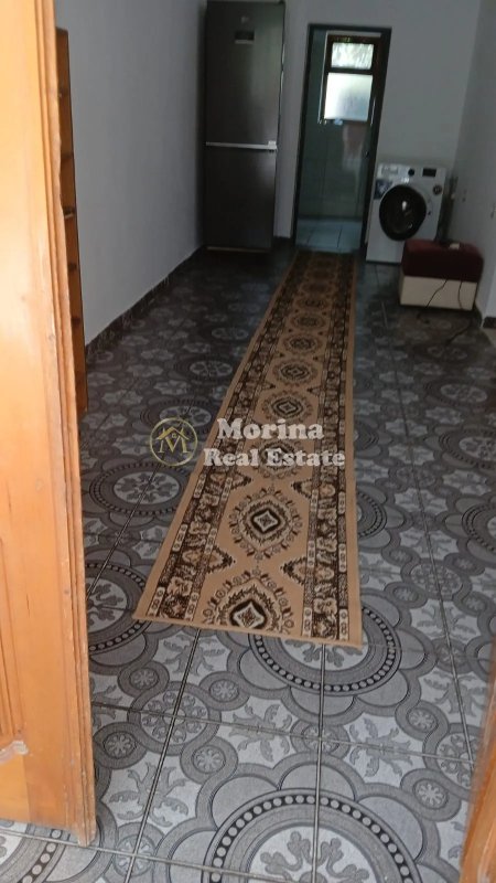 Tirane, jepet me qera shtepi 2+1 Kati 1, 80 m² 400 € (Bulevardi i Ri)