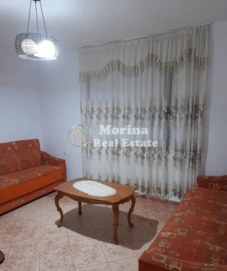 Tirane, jepet me qera apartament 2+1 Kati 1, 85 m² 420 € (Brryli)