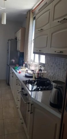 Tirane, jepet me qera shtepi 2+1 Kati 1, 110 m² 500 € (21 Dhjetori)