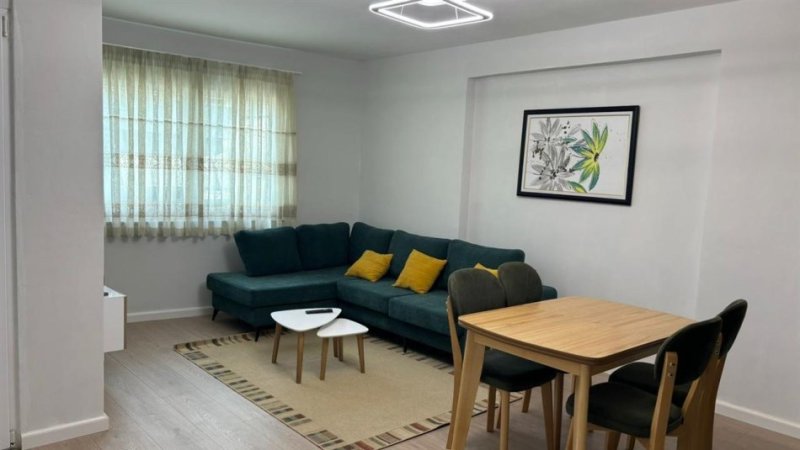 Tirane, jepet me qera apartament 1+1+Ballkon Kati 4, 65 m² 470 €