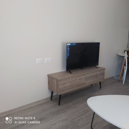 Tirane, jepet me qera 1+1 Kati 2, 55 m² 350 € (News 24)