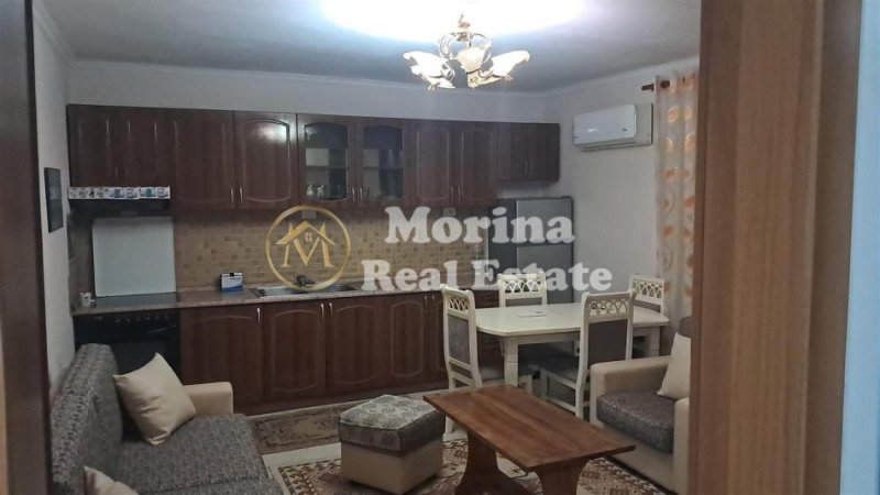 Tirane, jepet me qera apartament 2+1 Kati 6, 85 m² 500 € (Brryli)
