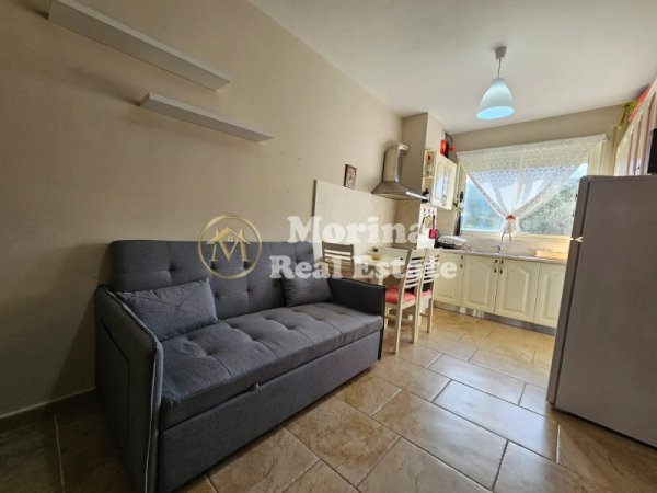 Tirane, jepet me qera apartament 1+1 Kati 2, 60 m² 350 € (Liqeni i Thate)