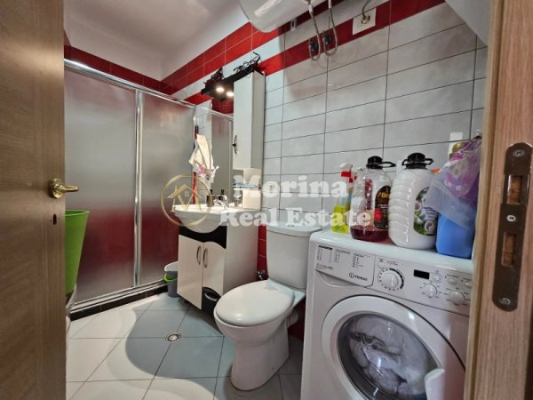 Tirane, jepet me qera apartament 1+1 Kati 2, 60 m² 350 € (Liqeni i Thate)