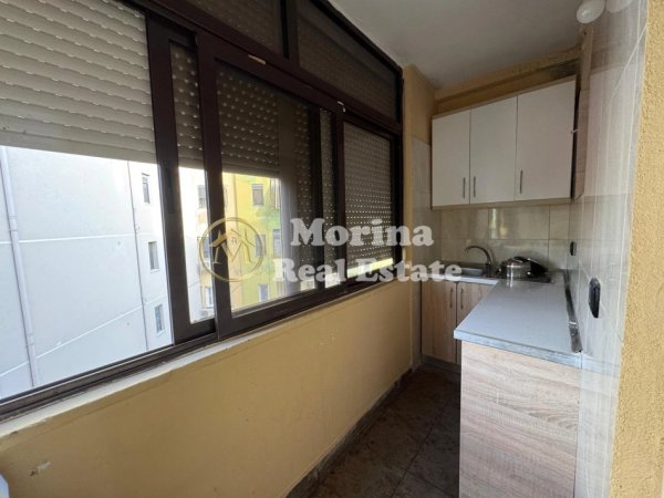 Tirane, jepet me qera apartament 1+1 Kati 5, 56 m² 500 € (Sheshi Willson)