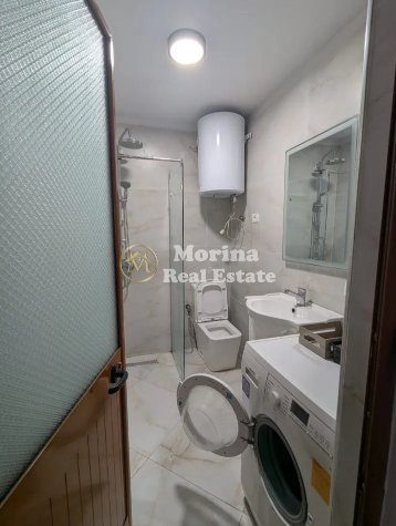 Tirane, jepet me qera apartament 2+1+Ballkon Kati 7, 133 m² 800 € (Kompleksi Kika)