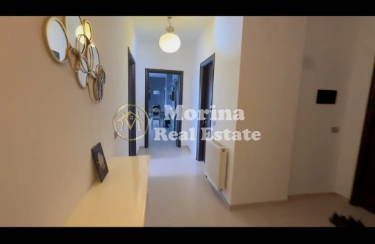 Tirane, jepet me qera apartament 2+1+Ballkon Kati 7, 133 m² 800 € (Kompleksi Kika)