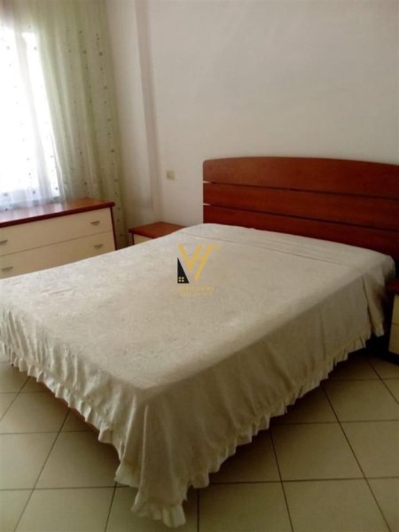 Tirane, jepet me qera apartament 2+1+Ballkon Kati 2, 90 m² 430 € (ASTIR)