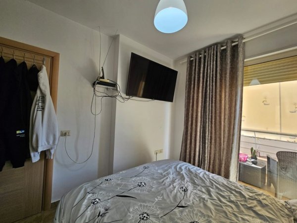 Tirane, jepet me qera apartament 1+1 Kati 3, 45 m² 350 € 