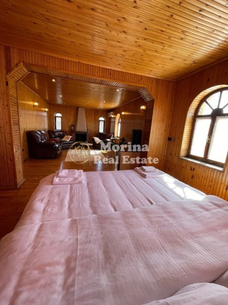 Tirane, jepet me qera Vile Dublex Kati 1, 840 m² 2.500 € (Spitali Amerikan 2)