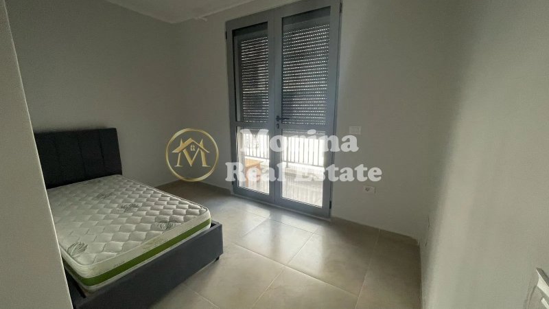 Tirane, jepet me qera apartament 2+1 Kati 2, 80 m² 355.692.040.509 € (5 Maji)