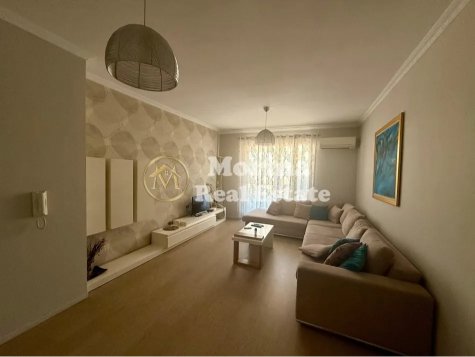 Tirane, jepet me qera apartament 3+1+Ballkon Kati 8, 125 m² 600 € (Astir)