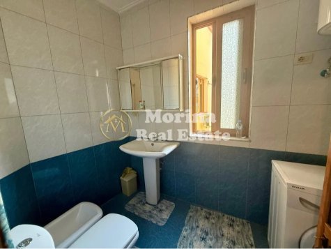 Tirane, jepet me qera apartament 3+1+Ballkon Kati 8, 125 m² 600 € (Astir)