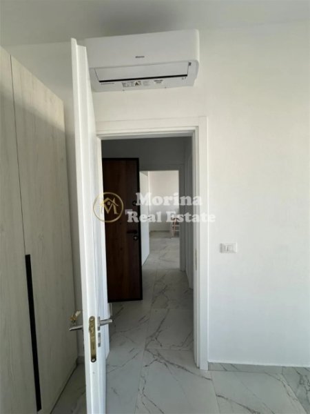 Tirane, jepet me qera apartament 1+1 Kati 5, 70 m² 500 € (5 Maji)