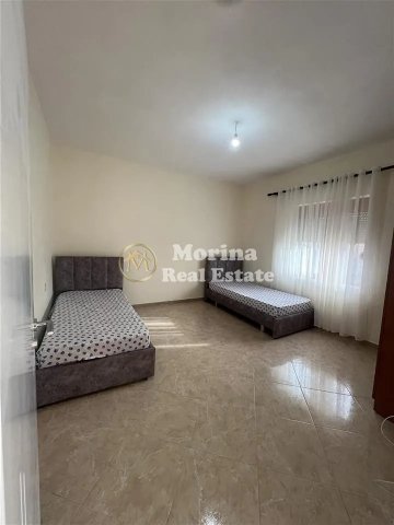 Tirane, jepet me qera apartament 3+1 Kati 2, 120 m² 300 € (Farke e Vogel)