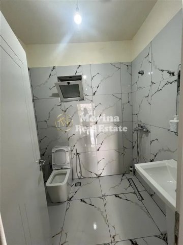 Tirane, jepet me qera apartament 3+1 Kati 2, 120 m² 300 € (Farke e Vogel)