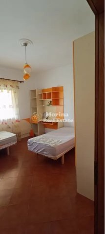 Tirane, jepet me qera shtepi 3+1 Kati 2, 180 m² 600 € (Ali Demi)