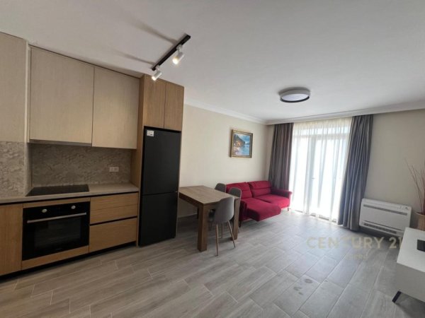Tirane, jepet me qera apartament 1+1 Kati 5, 70 m² 450 € 
