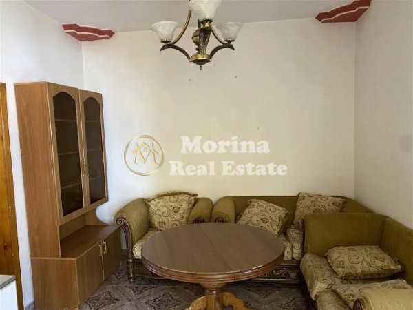Tirane, jepet me qera shtepi 3+1 Kati 2, 110 m² 500 € (Spitali Nene Tereza)