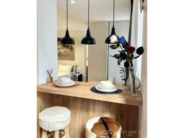 Tirane, jepet me qera apartament 2+1 Kati 7, 126 m² 1.550 € 