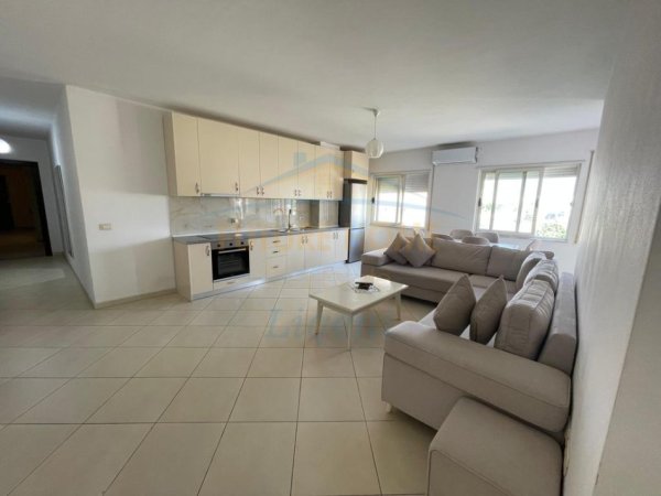 Shitet Apartament 3+1+2 , Bulevardi i Ri , Tirane.