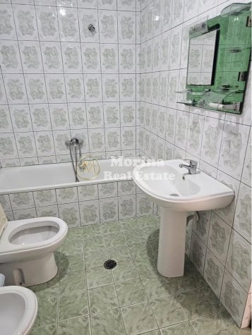 Tirane, jepet me qera shtepi 2+1 Kati 1, 85 m² 450 € (Bulevardi i Ri)