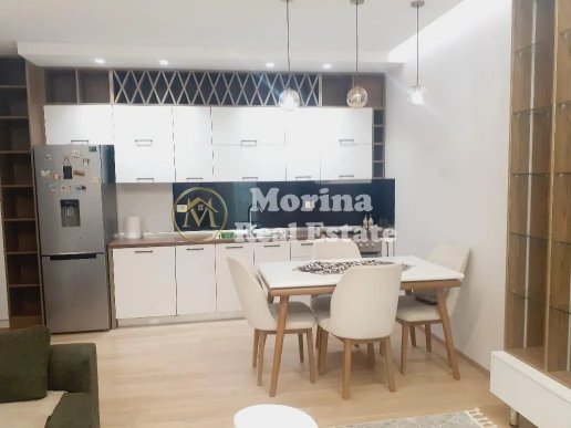 Tirane, jepet me qera apartament 2+1 Kati 1, 80 m² 600 € (Liqeni i Thate)