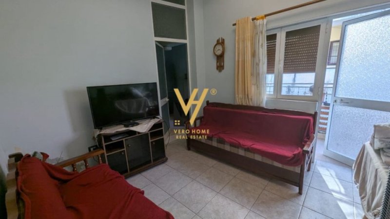 Tirane, jepet me qera apartament 1+1+Ballkon Kati 2, 65 m² 450 € (MARGARITA TUTULANI)