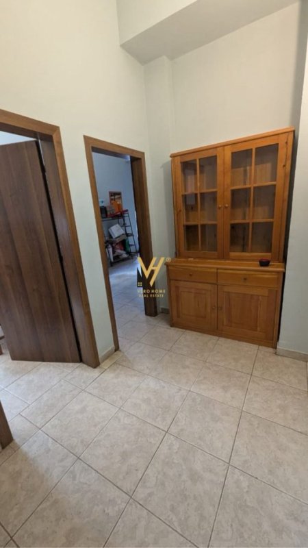 Tirane, jepet me qera apartament 1+1+Ballkon Kati 2, 65 m² 450 € (MARGARITA TUTULANI)