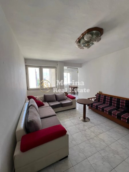 Tirane, jepet me qera apartament 2+1 Kati 5, 90 m² 500 € (Don Bosko)
