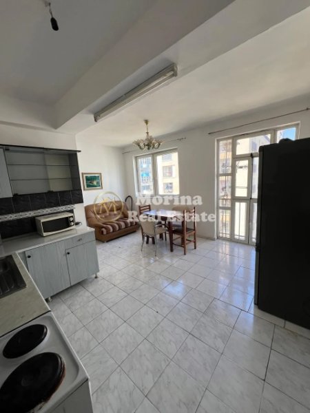 Tirane, jepet me qera apartament 2+1 Kati 5, 90 m² 500 € (Don Bosko)