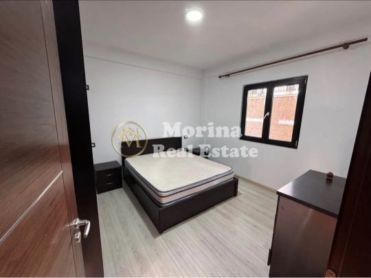Tirane, jepet me qera apartament 2+1 Kati 1, 90 m² 380 € (Ambasada Saudite)